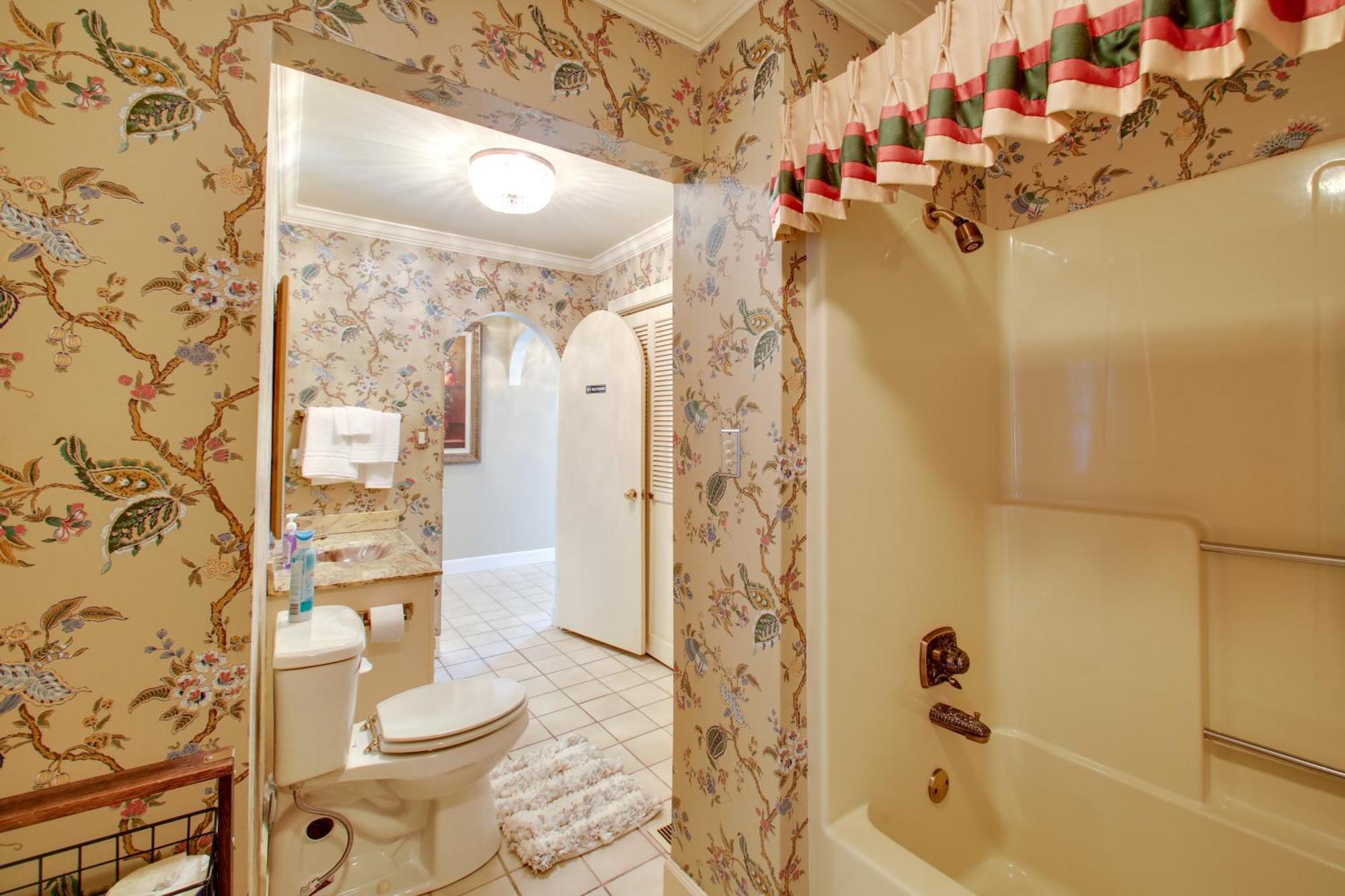 Hot Springs Home With Pool - Half Mile To Oaklawn! Bagian luar foto